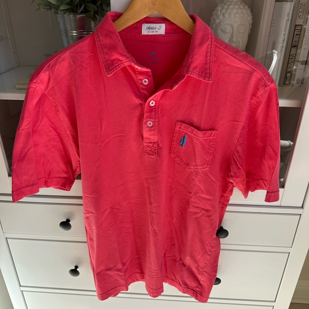 Johnnie-O Men’s size Small Pink or Coral Polo
